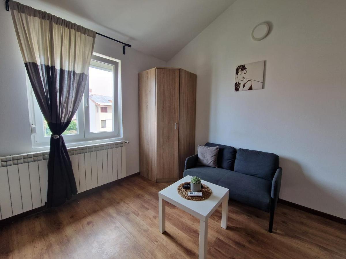 Apartments Luigi Умаг Екстериор снимка