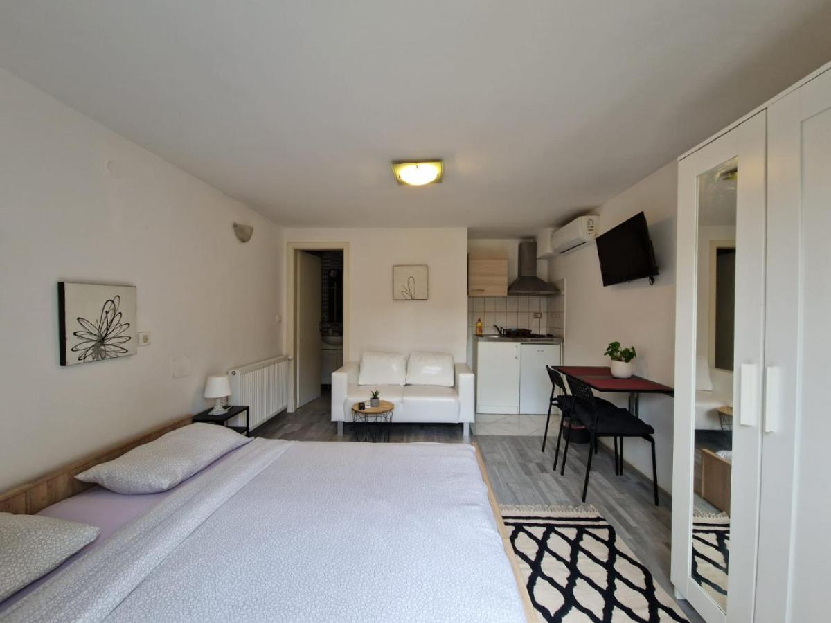 Apartments Luigi Умаг Екстериор снимка