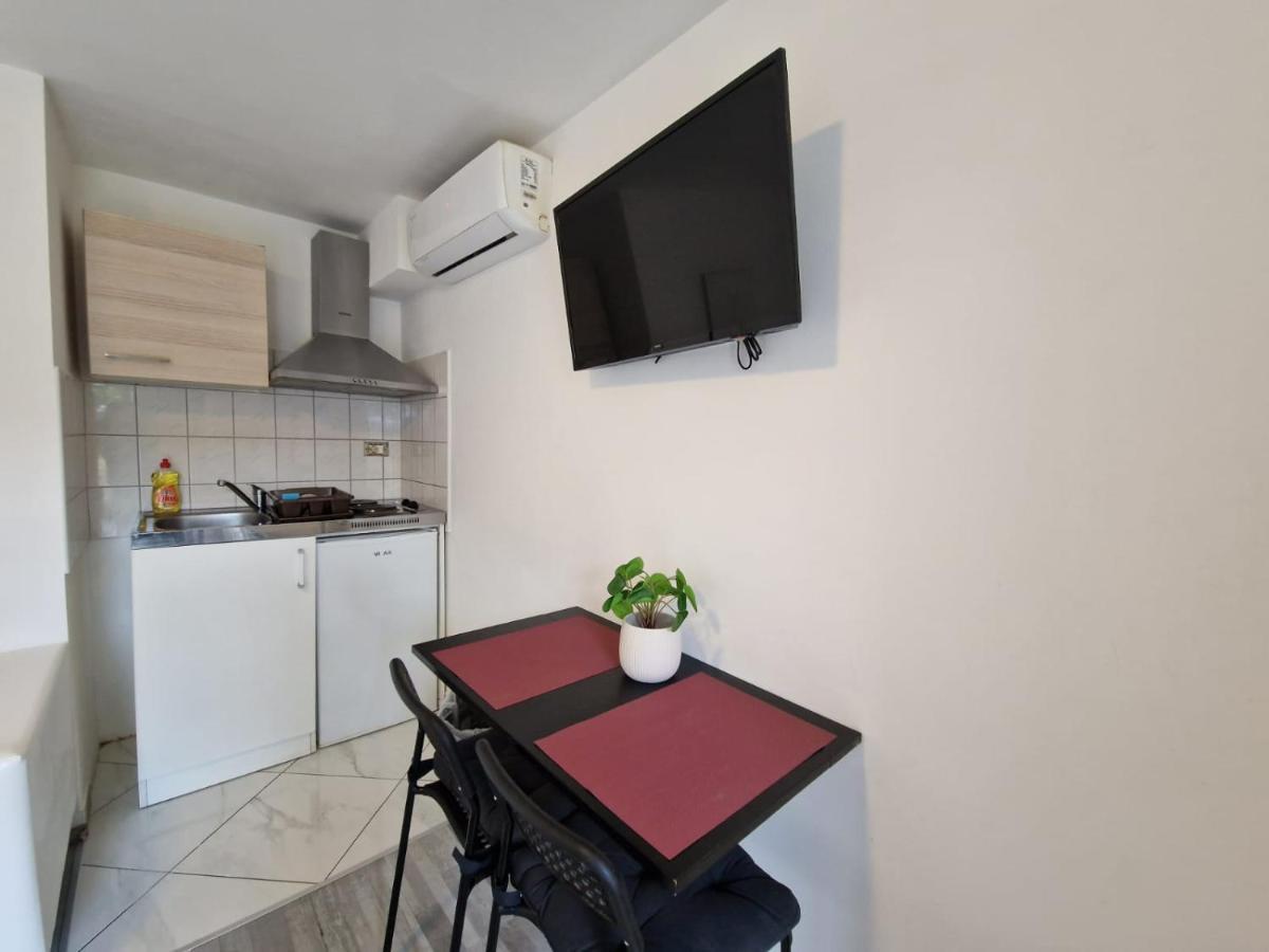 Apartments Luigi Умаг Екстериор снимка