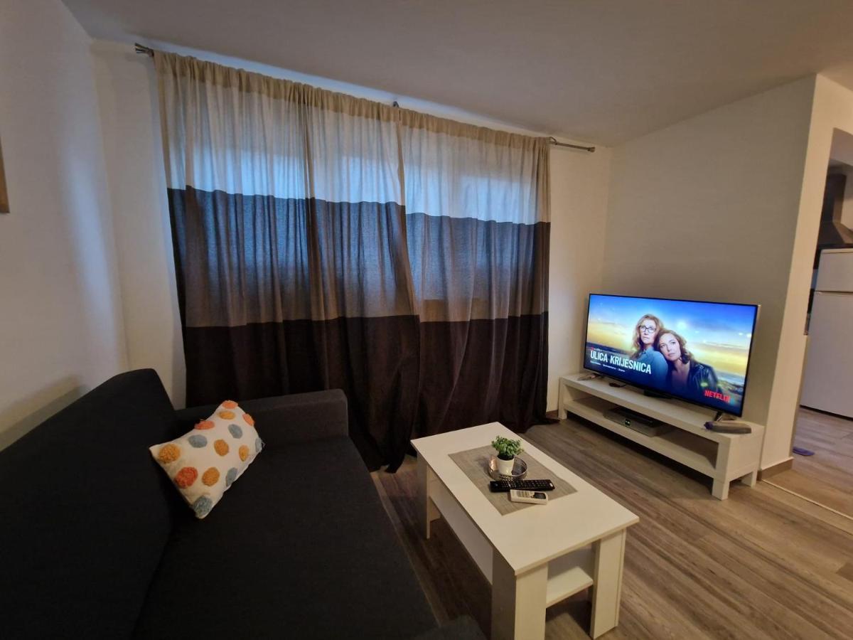 Apartments Luigi Умаг Екстериор снимка